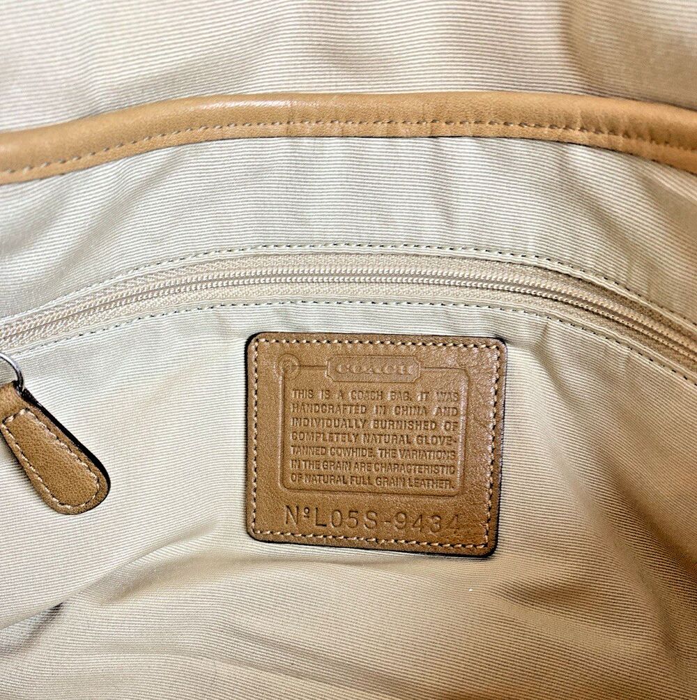 Vintage Coach Soho Buckle Flap Shoulder Bag 9434 British Tan Leather Y2K - Picture 8 of 16